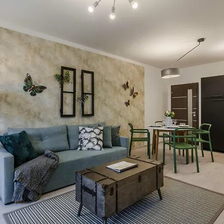 Luxury Parking By Michal&friends Apartamento Praga