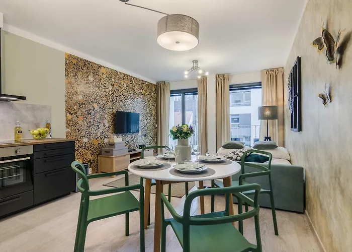Luxury Parking By Michal&friends Apartamento