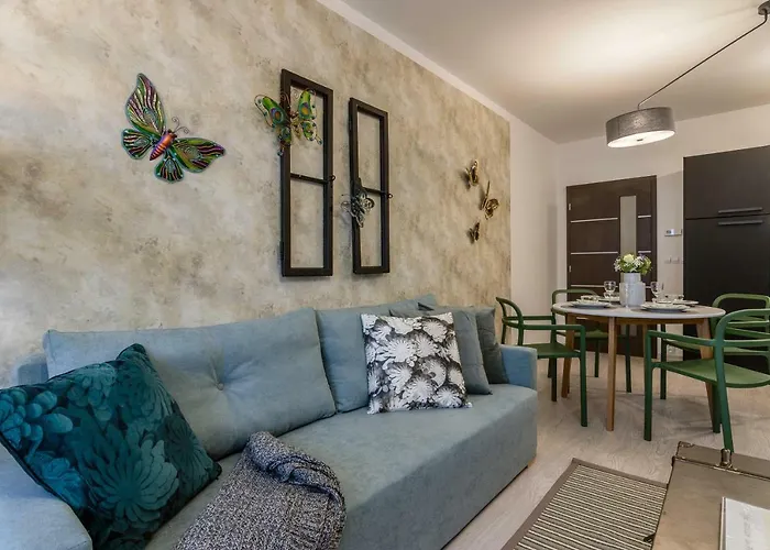 Luxury Parking By Michal&friends Apartamento