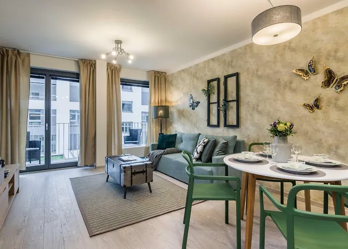Luxury Parking By Michal&friends Apartamento