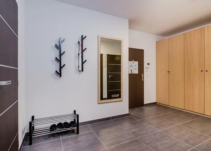Luxury Parking By Michal&friends Apartamento Praga