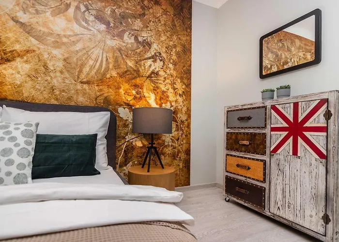 Luxury Parking By Michal&friends Apartamento Praga