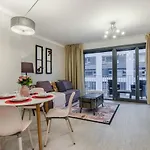 Luxury Parking By Michal&friends Apartamento Praga