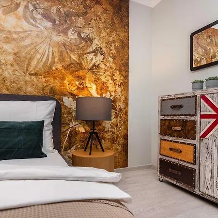 Luxury Parking By Michal&friends Apartament Praga